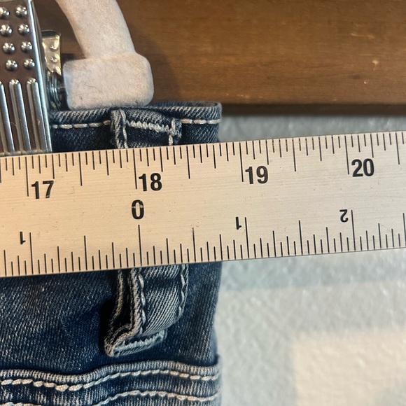 Fire And Rain Denim Shorts 5 Pockets Size 22 (1325) - Picture 5 of 6